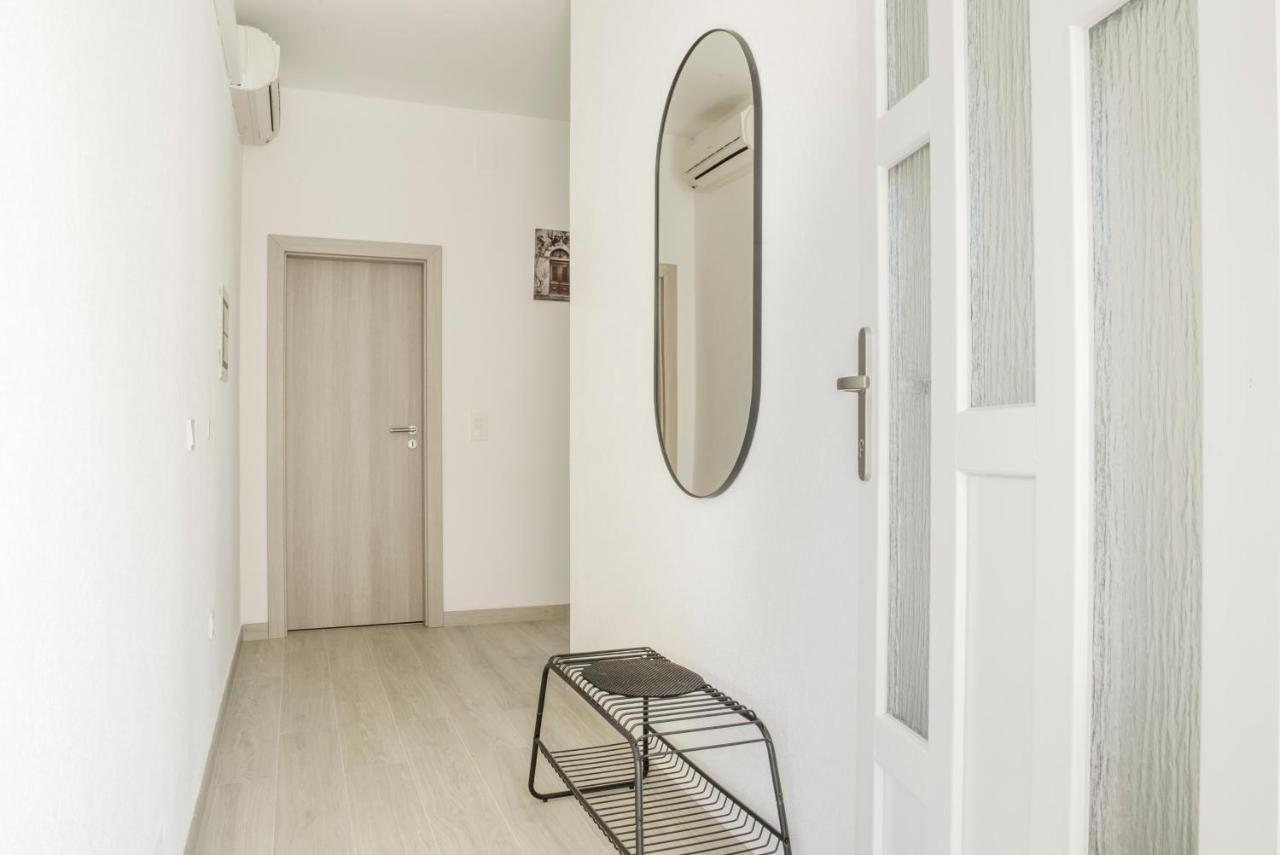 Apartmani Vudrag Trogir Luaran gambar