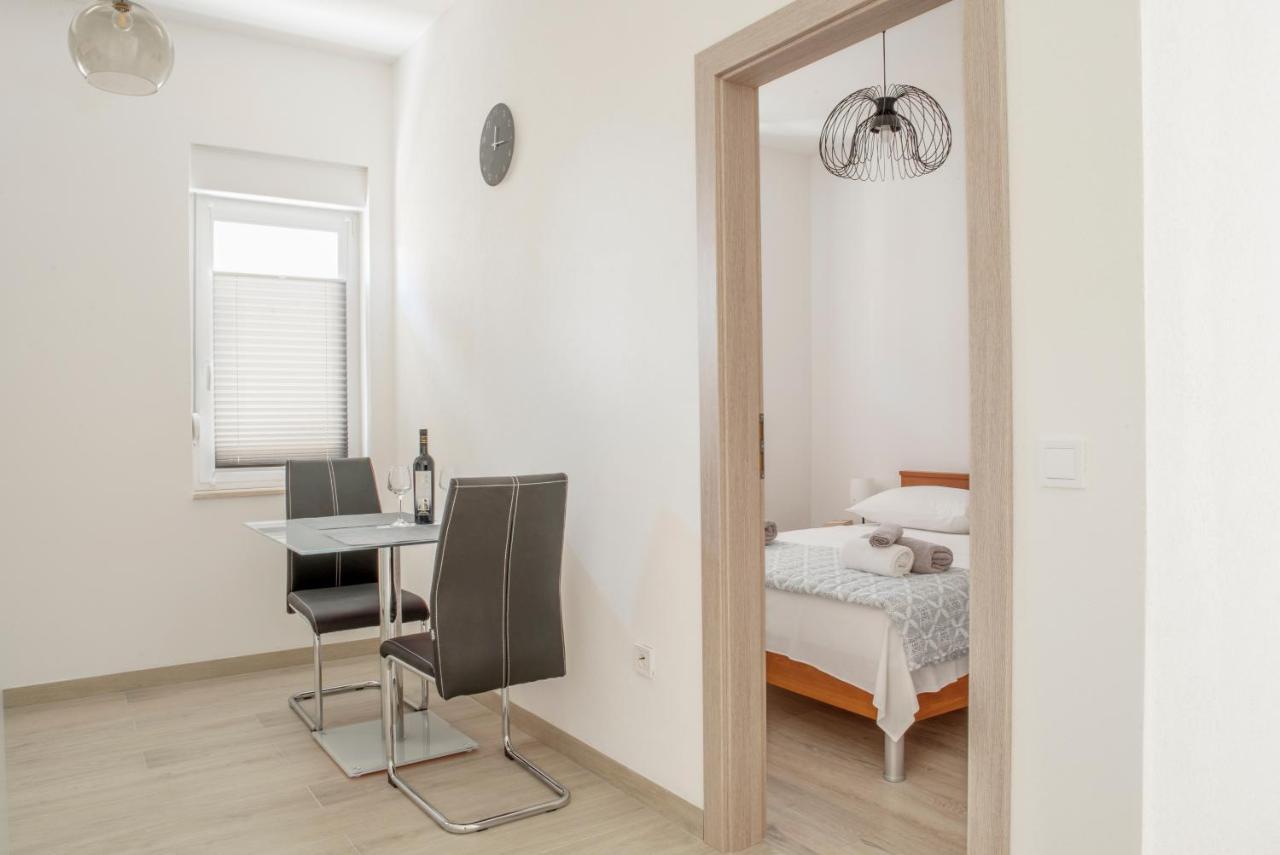 Apartmani Vudrag Trogir Luaran gambar